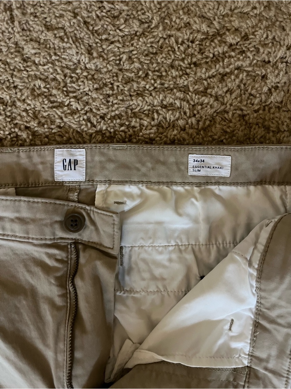 GAP Men's Slim Chinos — Light Khaki 34 x 34
